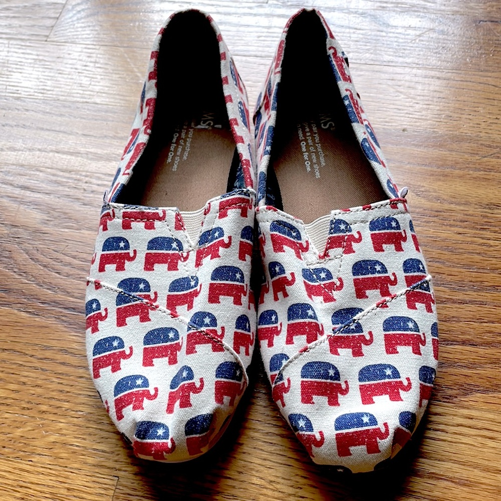 TOMS Republican Elephant step out and vote shoes! 6.5